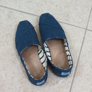 TOMS Dark Blue Canvas Slip-Ons